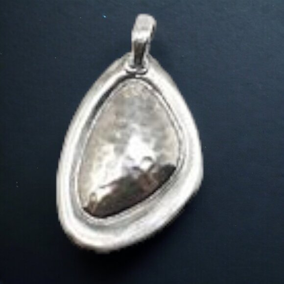 Retired SILPADA Sterling Silver Asymmetrical Hammered Pendant S1748 - Picture 2 of 5